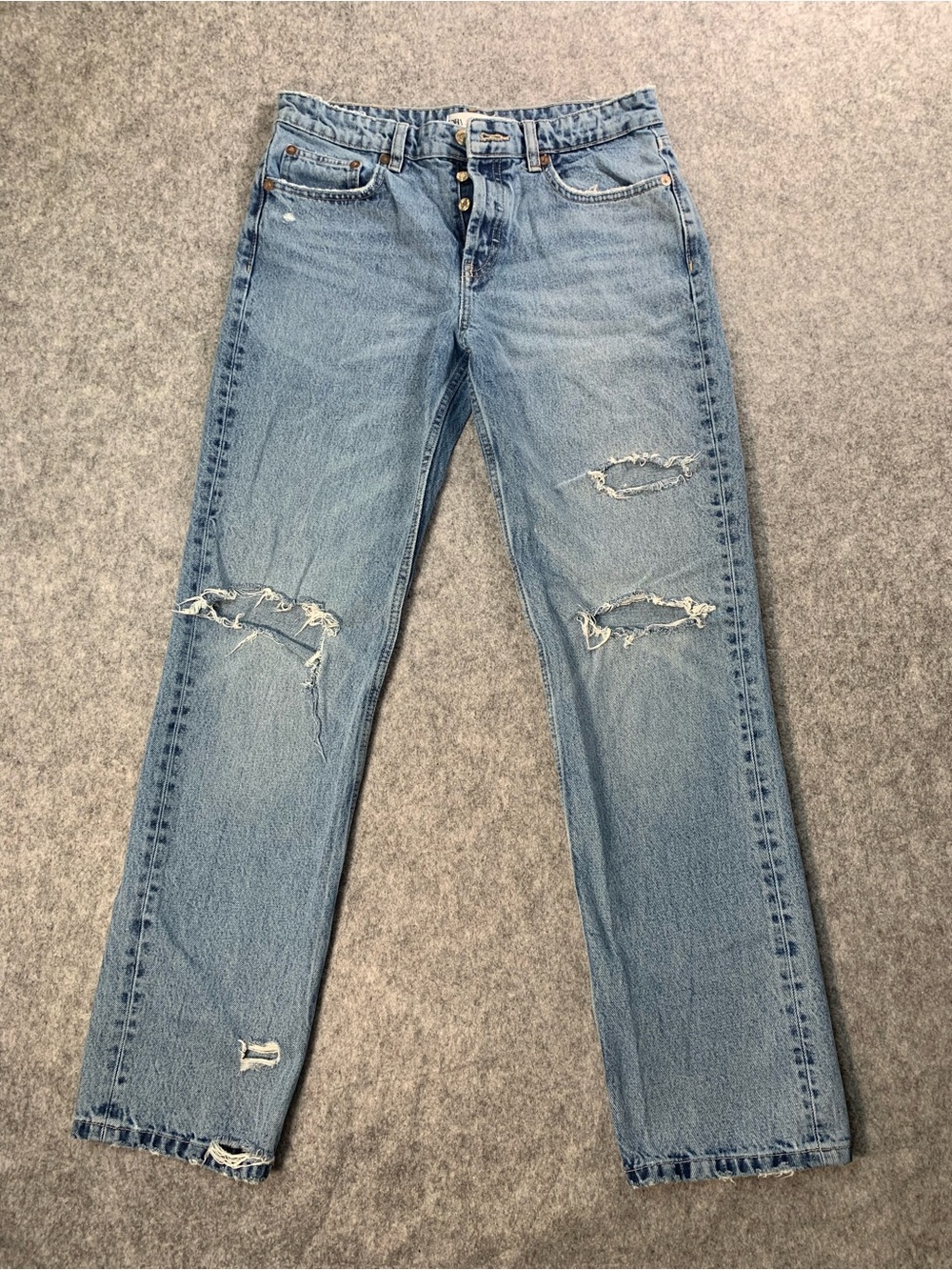 Zara Women's Straight Distressed Jeans in Light Blue